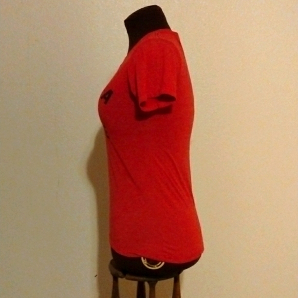 Red and black medium shirt for women 6-8 size - Picture 5 of 6
